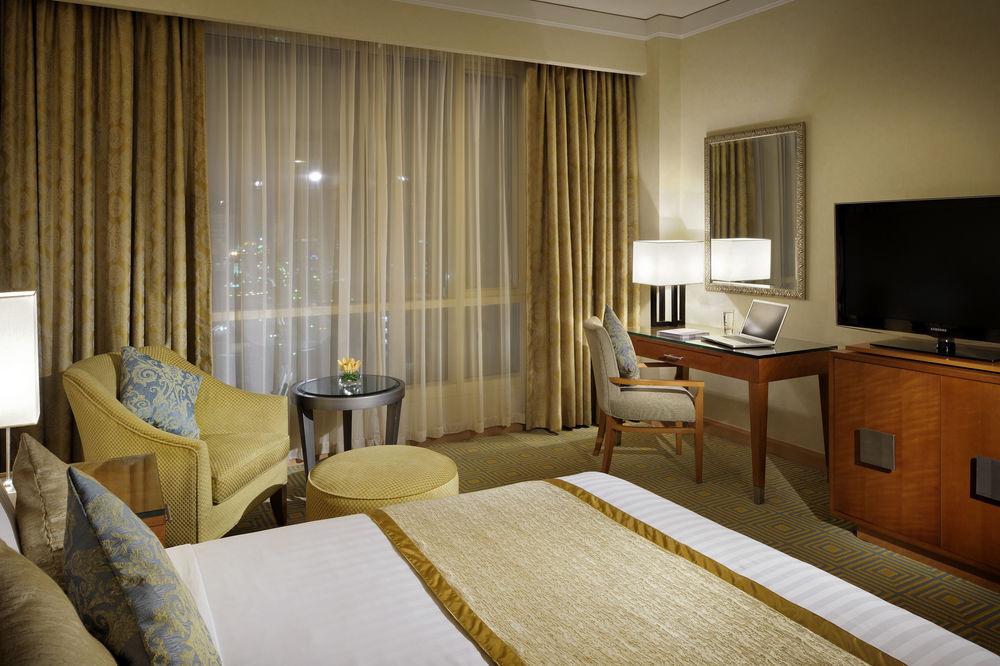 Courtyard By Marriott Kuwait City Exterior foto