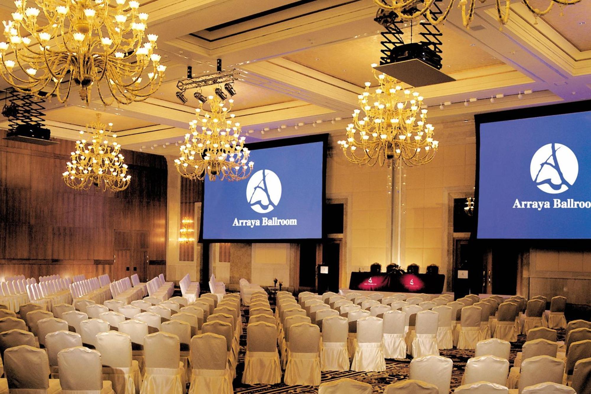 Courtyard By Marriott Kuwait City Exterior foto