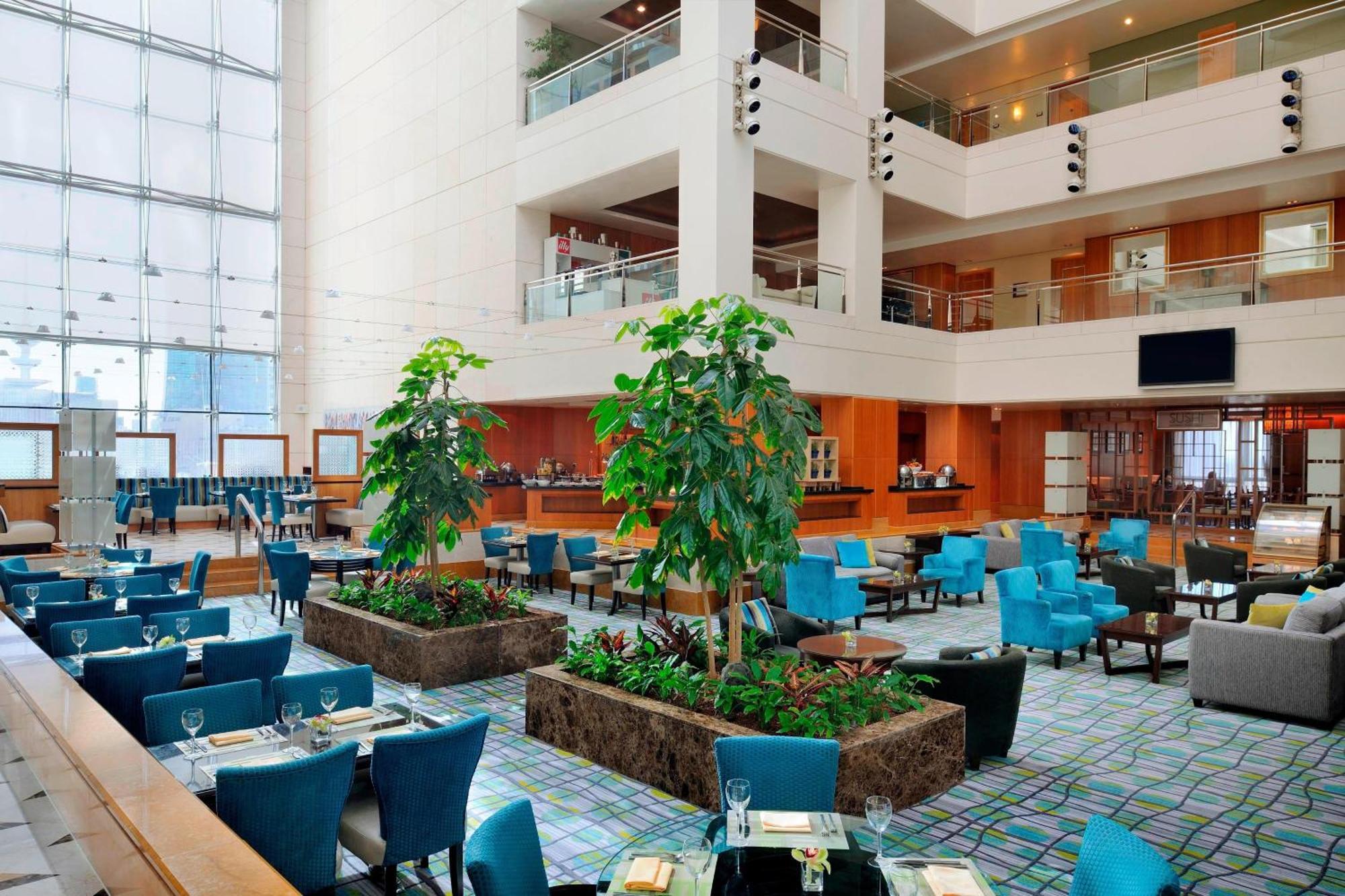 Courtyard By Marriott Kuwait City Exterior foto