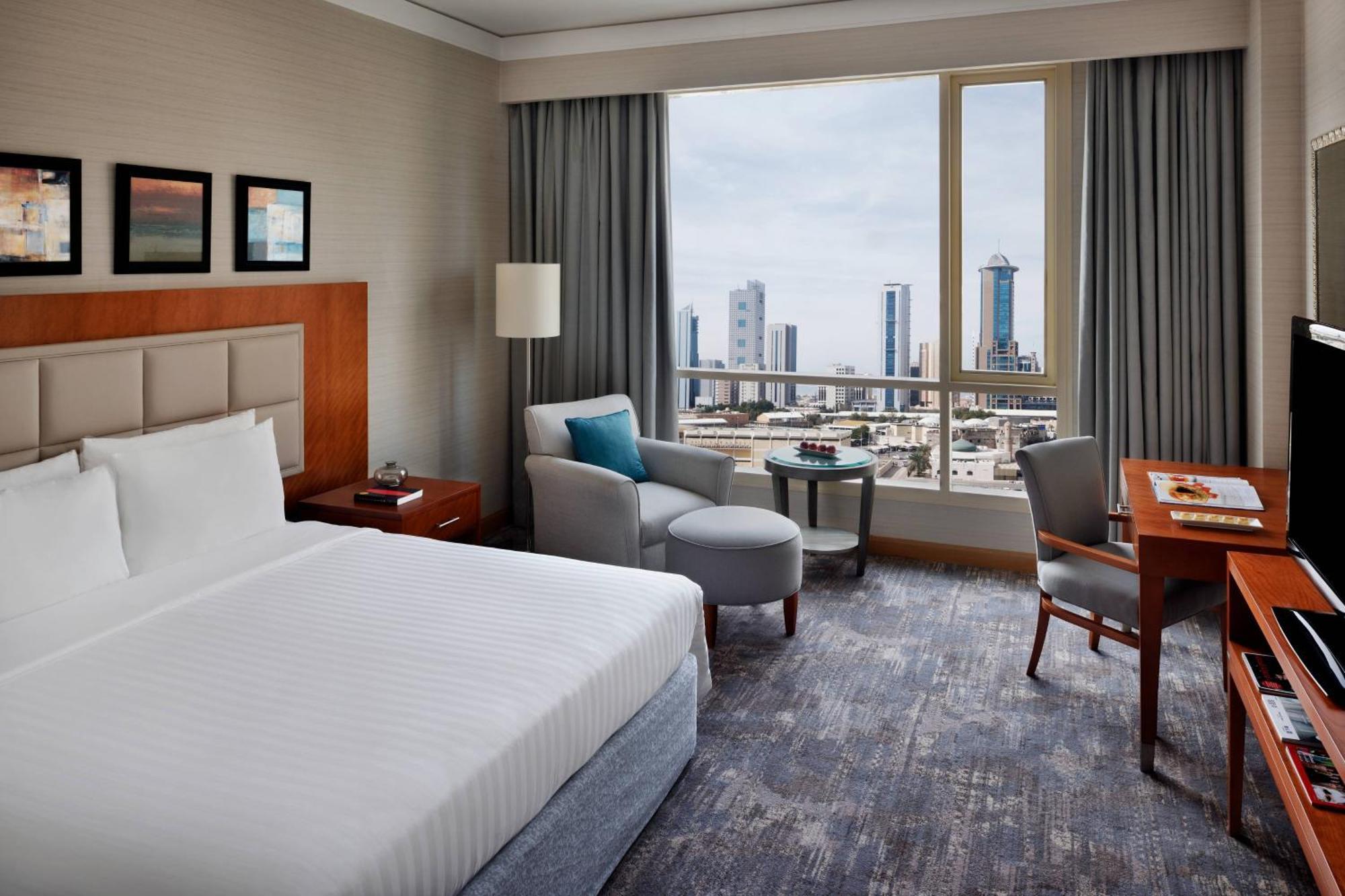 Courtyard By Marriott Kuwait City Exterior foto