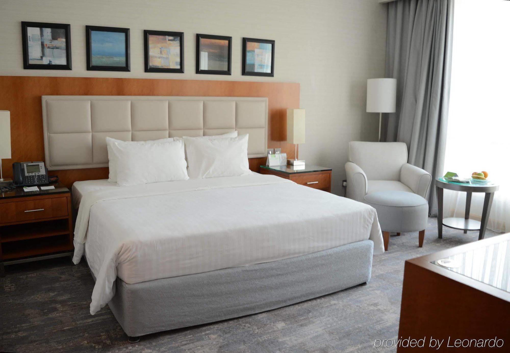 Courtyard By Marriott Kuwait City Exterior foto